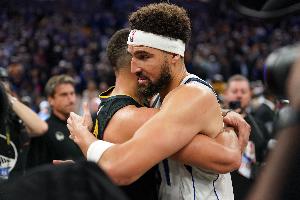 开云官网-NBA历史仅4人生涯场均投6+三分且命中率40%+ 库里断档克莱稳居第2